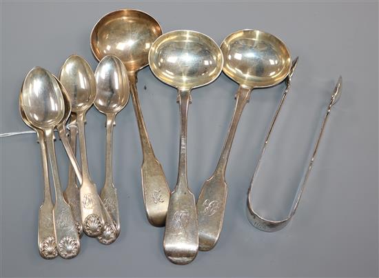 Mixed flatware.